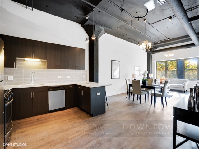 Now Renting Luxury 2 Bed apartments near the South Loop