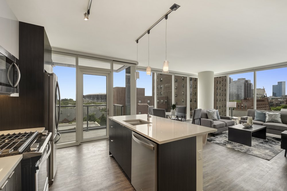 Looking for luxury apartments for rent near 1407 s Michigan? Convertible apartment living area