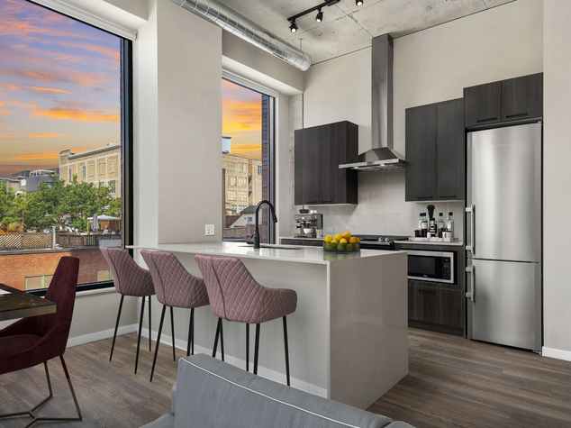 Now Leasing Union West Apartments Looking for luxury apartments for rent near West Loop?